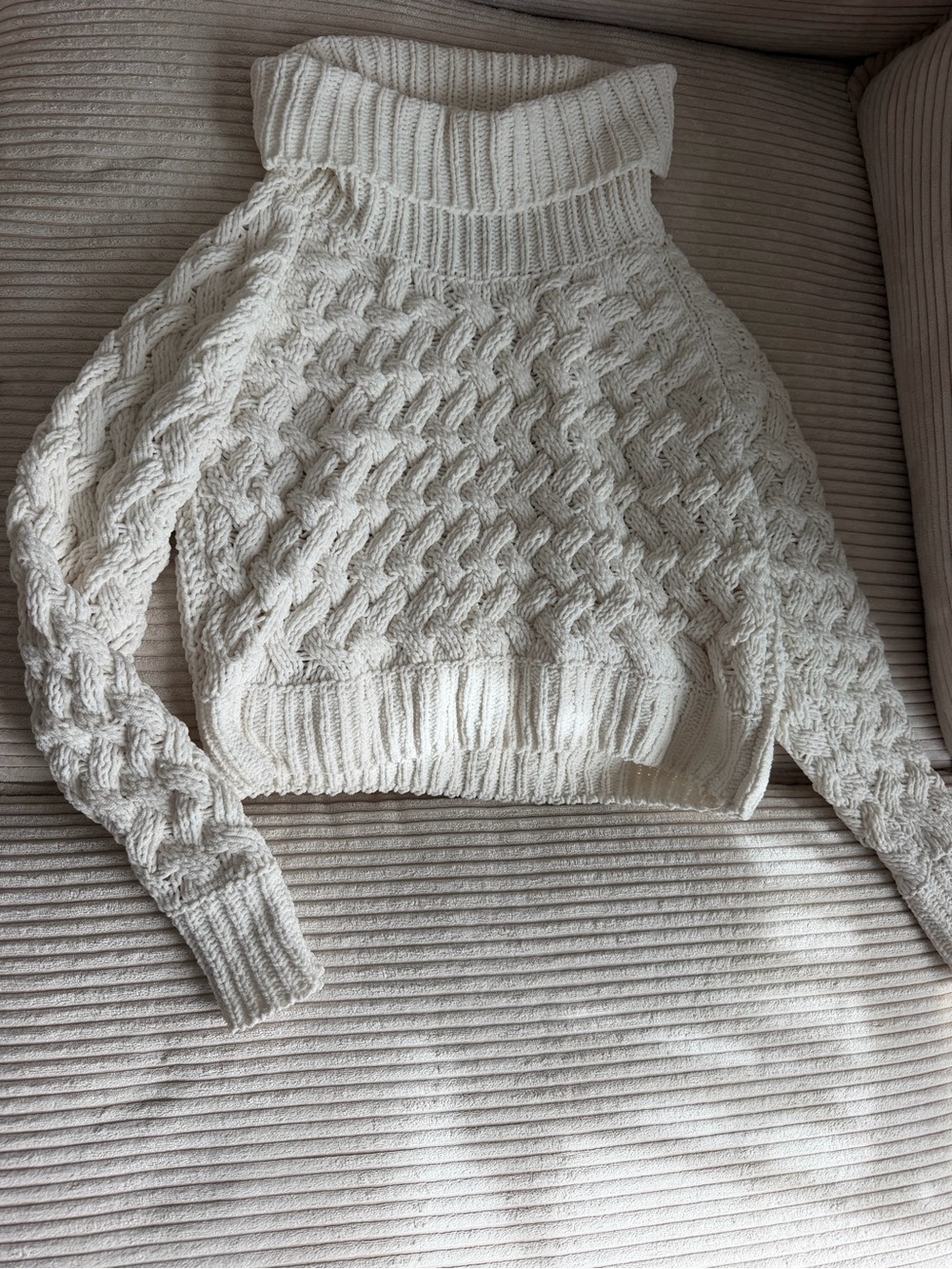 Kendall & Kylie Cream Cable Turtleneck Sweater